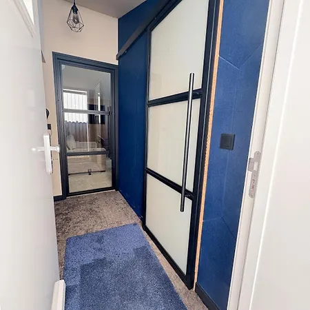 Luxe Met Uitzicht Lägenhet *